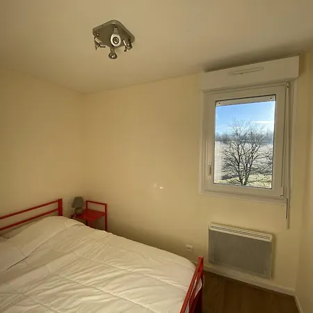 Apartament T2 Avec Terrasse Et Wi-fi, Proche Des Thermes Du Connetable - Fr-1-541-123 *