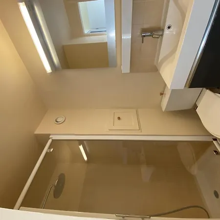 Apartament T2 Avec Terrasse Et Wi-fi, Proche Des Thermes Du Connetable - Fr-1-541-123 *