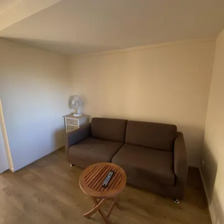 T2 Avec Terrasse Et Wi-fi, Proche Des Thermes Du Connetable - Fr-1-541-123 Apartament *